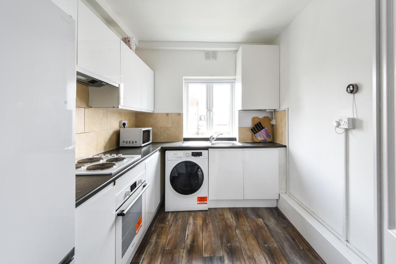 Great Spacious 2 Bedroom Flat Hendon Exteriér fotografie
